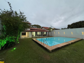 Casa com 9 quartos, Piscina 10x5m e área gourmet